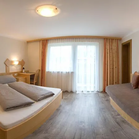 Haus Brigitta Apartmán Tux